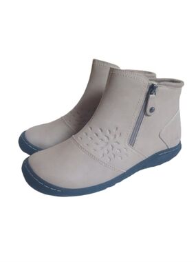 JBU by Jambu New Paulina water-resistant ankle boots Size: 8.5